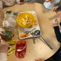 Projet avec l'association les Petits Frères - Atelier des senteurs